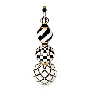 ديكور بشكل لولبي من مجموعة كورتلي تشك