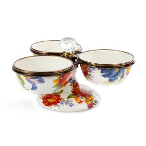 طقم الأواني الثلاثي من المينا من مجموعة فلاور ماركت